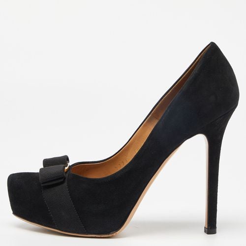 Salvatore Ferragamo Black Suede Carla Vara Bow Pumps Size 38 - Salvatore Ferragamo - Modalova