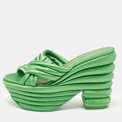 Salvatore Ferragamo Green Satin Platform Sandals Size 38.5 - Salvatore Ferragamo - Modalova