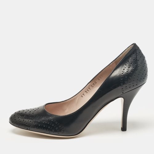 Salvatore Ferragamo Black Patent Leather Round Toe Pumps Size 38.5 - Salvatore Ferragamo - Modalova