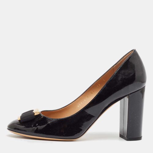 Salvatore Ferragamo Black Patent Leather Vara Bow Block Heel Pumps Size 40.5 - Salvatore Ferragamo - Modalova