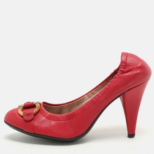 Salvatore Ferragamo Pink Leather Embellished Scrunch Pumps Size 38 - Salvatore Ferragamo - Modalova