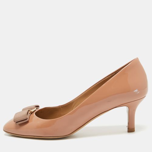 Salvatore Ferragamo Pink Patent Leather Vara Bow Pumps Size 36.5 - Salvatore Ferragamo - Modalova