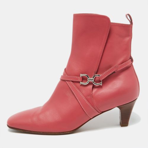 Salvatore Ferragamo Coral Pink Leather Gancini Ankle Length Boots Size 39 - Salvatore Ferragamo - Modalova