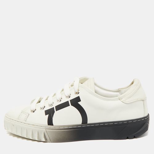 Salvatore Ferragamo White/Black Leather Gancini Logo Print Sneakers Size 35.5 - Salvatore Ferragamo - Modalova