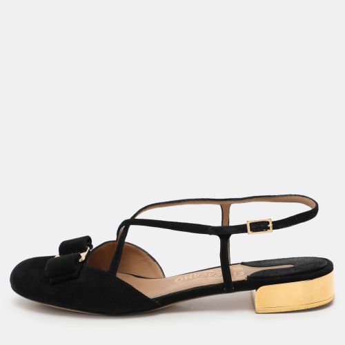 Salvatore Ferragamo Black Suede Vara Bow Ankle Strap Flat Sandals Size 38.5 - Salvatore Ferragamo - Modalova