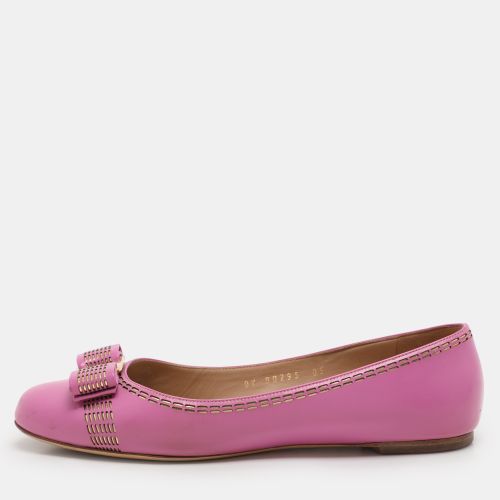 Salvatore Ferragamo Pink Leather Vara Bow Ballet Flats Size 37.5 - Salvatore Ferragamo - Modalova