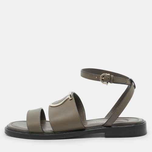 Salvatore Ferragamo Taupe Grey Leather Ankle Strap Flat Sandals Size 38 - Salvatore Ferragamo - Modalova