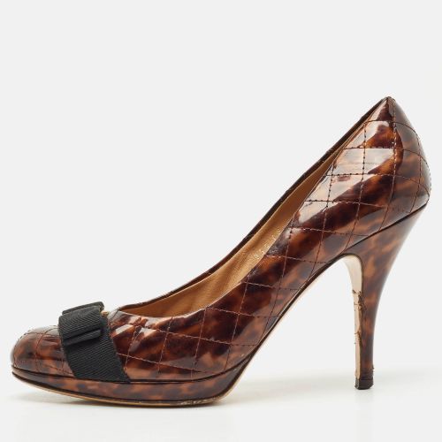 Salvatore Ferragamo Brown Patent Leather Vara Bow Pumps Size 39 - Salvatore Ferragamo - Modalova