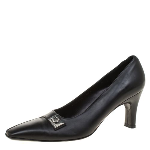 Salvatore Ferragamo Black Leather Buckle Detail Pumps Size 35.5 - Salvatore Ferragamo - Modalova