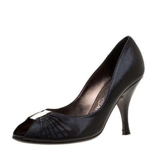 Salvatore Ferragamo Black Lizard Leather Fiberia Peep Toe Pumps Size 38.5 - Salvatore Ferragamo - Modalova