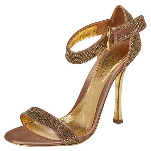 Sergio Rossi Gold Satin And Crystal Embellished Studded Ankle Strap Sandals Size 37 - Sergio Rossi - Modalova