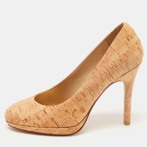 Stuart Weitzman Beige Cork Round Toe Pumps Size 35.5 - Stuart Weitzman - Modalova