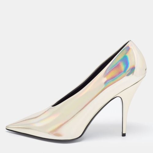 Stella McCartney Iridescent Faux Patent Leather V Neck Pointed Toe Pumps Size 40.5 - Stella McCartney - Modalova