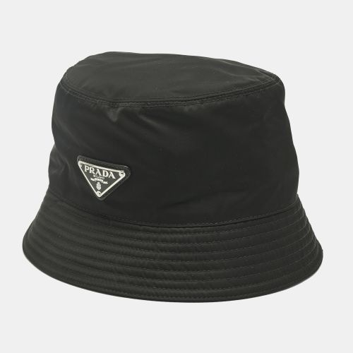 Prada Black Re-Nylon Enamel Triangle Bucket Hat M - Prada - Modalova