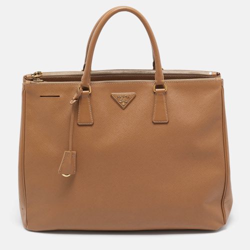 Prada Brown Saffiano Lux Leather Executive Double Zip Tote - Prada - Modalova