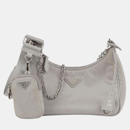 Prada Grey Nylon Onesize Re-Edition 2005 Shoulder Bags - Prada - Modalova