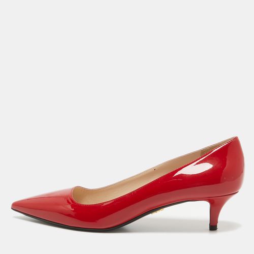 Prada Red Patent Leather Pointed Toe Pumps Size 39.5 - Prada - Modalova