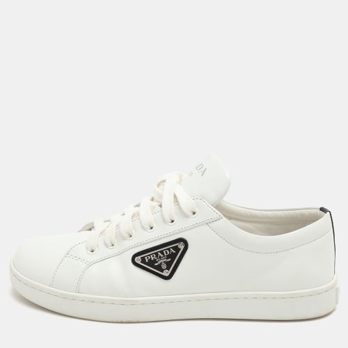 Prada White/Black Leather Logo Low Top Sneakers Size 39.5 - Prada - Modalova