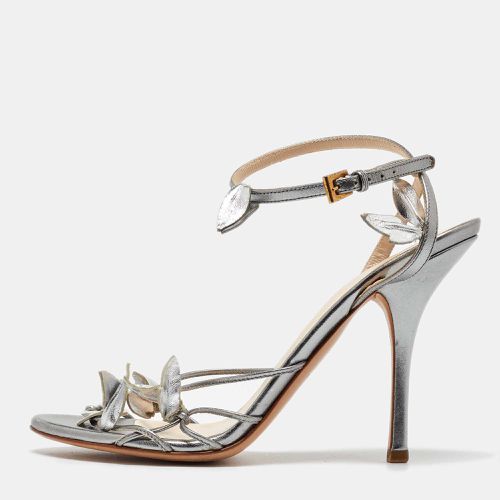 Prada Silver Leather Leaf Strappy Sandals Size 38.5 - Prada - Modalova