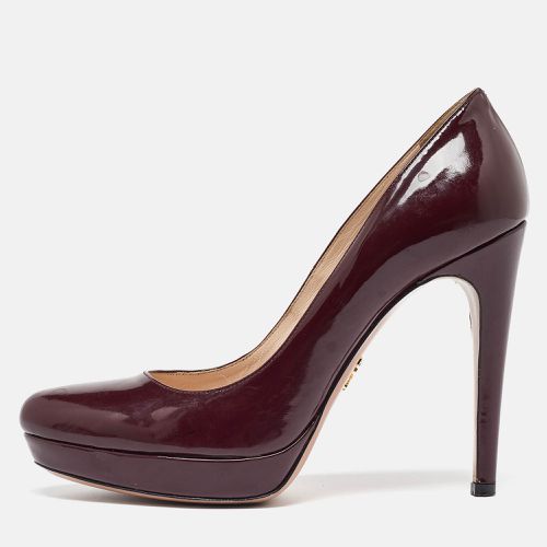 Prada Burgundy Patent Leather Platform Pumps Size 37 - Prada - Modalova