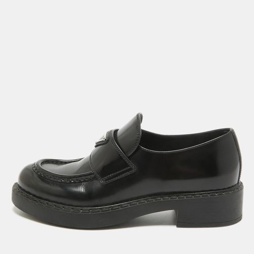 Prada Black Brushed Leather Slip On Loafers Size 39 - Prada - Modalova