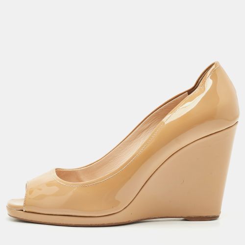 Prada Beige Patent Leather Peep Toe Wedge Pumps Size 39 - Prada - Modalova