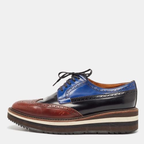 Leather Brogues Oxfords Size 38.5 - Prada - Modalova