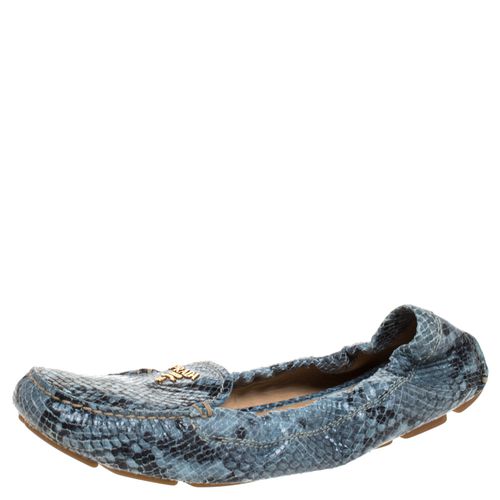 Prada Grey Python Scrunch Slip On Loafers Size 38 - Prada - Modalova