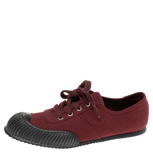 Prada Burgundy Canvas Cap Toe Sneakers Size 37.5 - Prada - Modalova