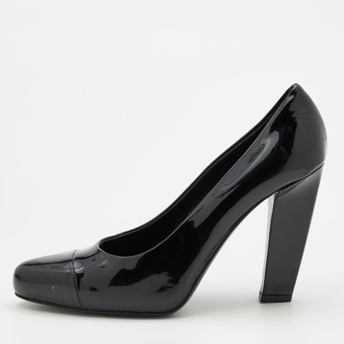 Prada Black Patent Leather Cap Toe Pumps Size 36.5 - Prada - Modalova