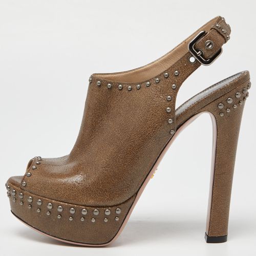 Prada Brown Textured Leather Studded Platform Slingback Sandals Size 38.5 - Prada - Modalova