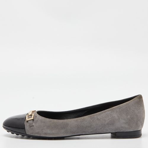 Tod’s Grey/Black Suede and Patent Leather Buckle Detail Ballet Flats Size 36.5 - Tod's - Modalova