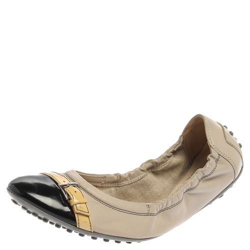 Tod's Beige/Black Leather And Patent Leather Cap Toe Buckle Detail Scrunch Ballet Flats Size 38 - Tod's - Modalova