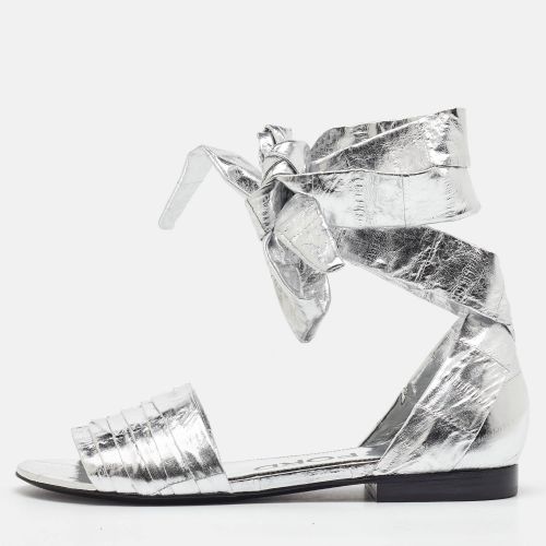 Tom Ford Silver Laminated Leather Ankle Wrap Flat Sandals Size 37 - Tom Ford - Modalova