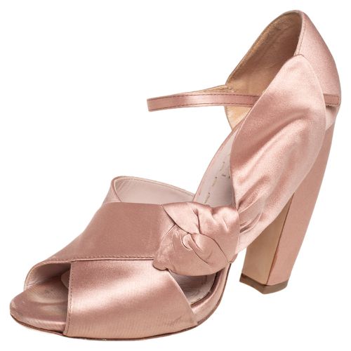 Miu Miu Beige Satin Bow Detail Ankle Strap Block Heel Pumps Size 36 - Miu Miu - Modalova