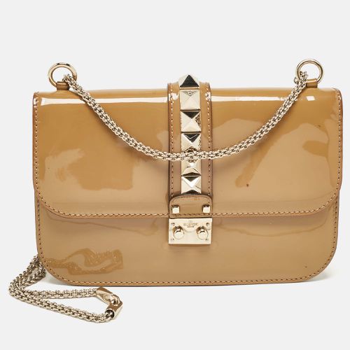 Valentino Beige Patent Leather Medium Rockstud Glam Lock Shoulder Bag - Valentino - Modalova