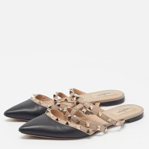 Rockstud Size 38.5 /Beige Leather Pointed Toe Flat Mules - Valentino - Modalova