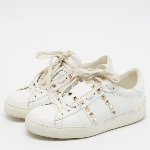 Rockstud Size 37.5 Leather Low Top Sneakers - Valentino - Modalova