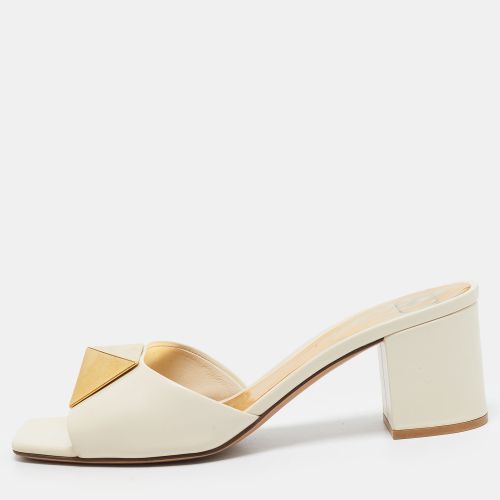 One Stud Size 37 Leather Slide Sandals - Valentino - Modalova