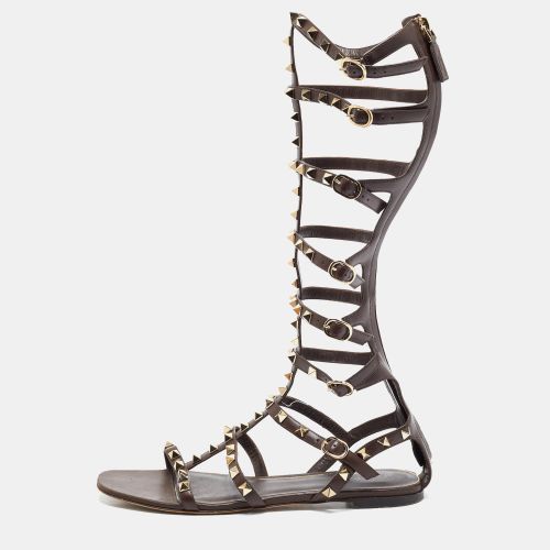 Rockstud Size 39 Leather Gladiator Flat Sandals - Valentino - Modalova