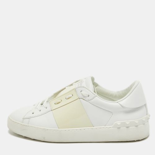 Valentino White Leather Rockstud Low Top Sneakers 39 - Valentino - Modalova