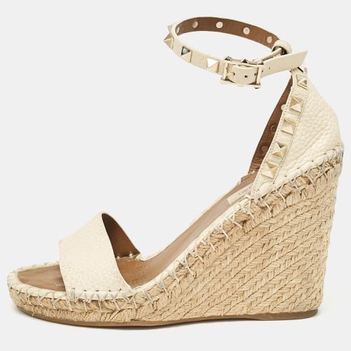 Valentino Cream Leather Rockstud Wedge Sandals Size 36 - Valentino - Modalova