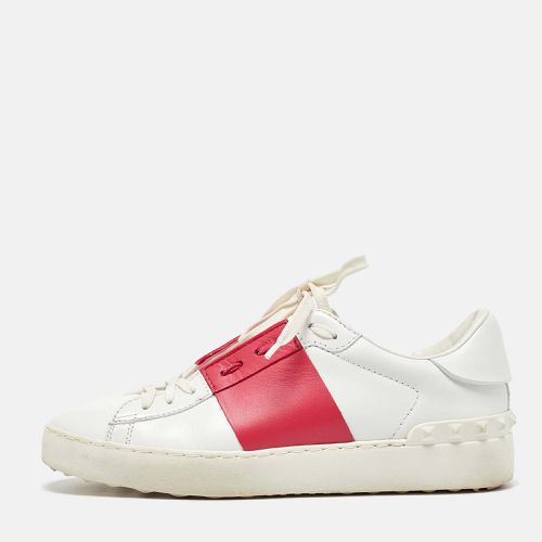 Valentino White/Pink Leather Rockstud Low Top Sneakers Size 38 - Valentino - Modalova