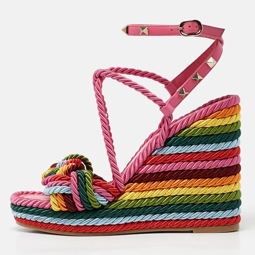 Valentino Multicolor Woven Fabric Rockstud Rainbow Wedge Sandals Size 37 - Valentino - Modalova