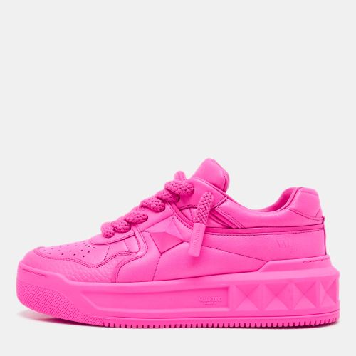 Valentino Pink Leather One Stud Low Top Sneakers Size 39 - Valentino - Modalova