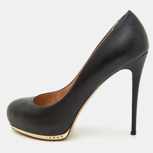 Rockstud Size 39.5 Leather Platform Pumps - Valentino - Modalova