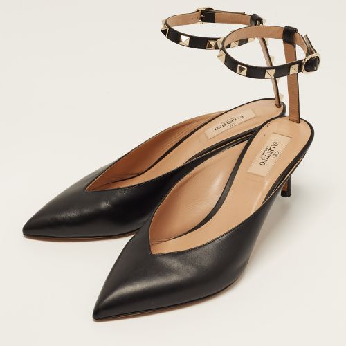 Rockstud Size 39 Leather Hyper Ankle Strap Pumps - Valentino - Modalova