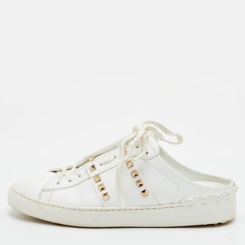 Rockstud Size 41 Leather Low Top Mule Sneakers - Valentino - Modalova