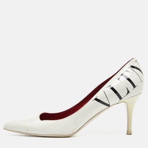 Valentino White Patent Leather VLTN Pointed Toe Pumps Size 39 - Valentino - Modalova