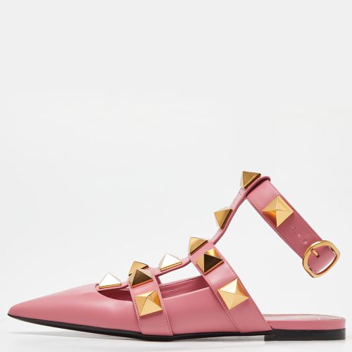 Valentino Pink Leather Roman Stud Ankle Cuff Flat Sandals Size 37 - Valentino - Modalova